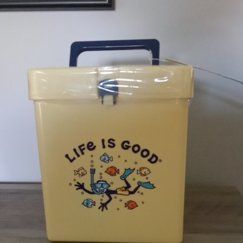 Life Is Good 9 Piece Sand Toy Set New